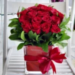 Floral Glow | Surprise Loved Ones With Floral Glow, Swan Bouquet | Expression Of Love And Elegance