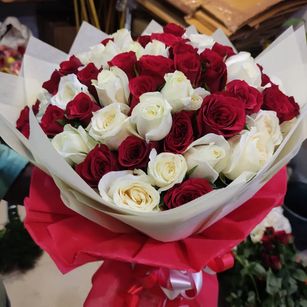 Beautiful Beast | Valentine's Day Flowers 3 Beautiful Beast | Valentine’s Day Flowers