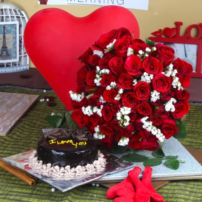 Love With Heart | Valentine Cake Bouquet, Balloon and Roses